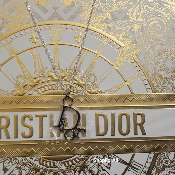 Dior - Picture 3 of 7